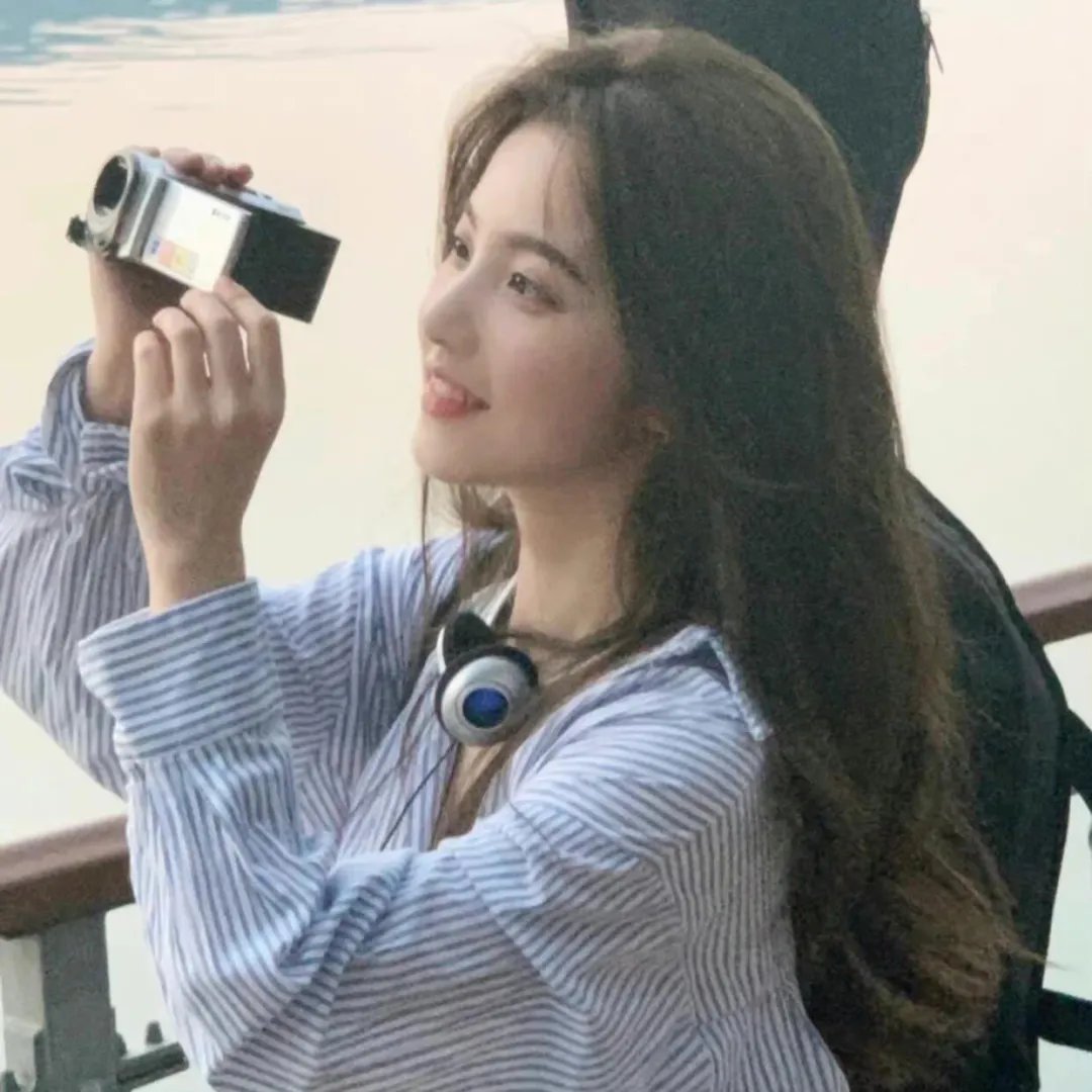 恋爱要在世界征服后