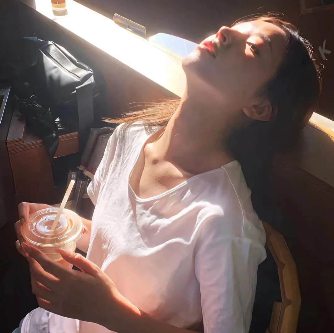 皇后娘娘带球跑路